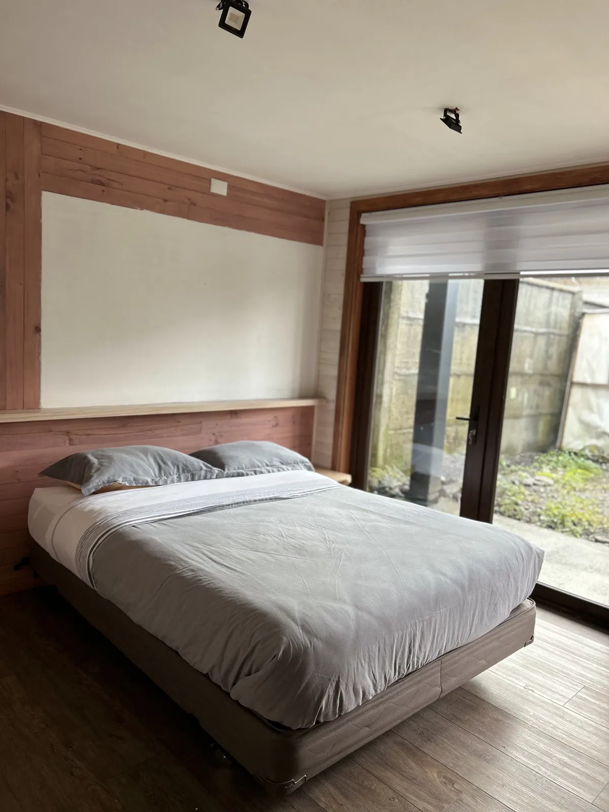 Hostal Quelen — habitación matrimonial